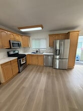 Building Photo - 165 Palm Ave