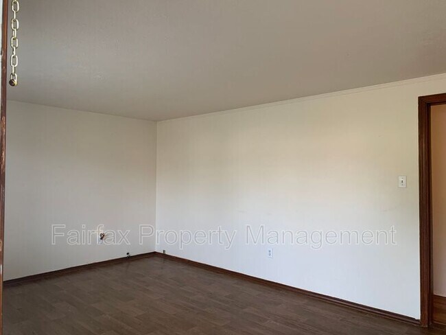 Foto del edificio - 410 Cody St