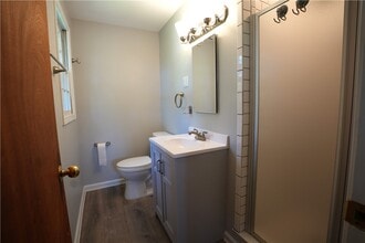 Building Photo - 28 Candlewood Dr