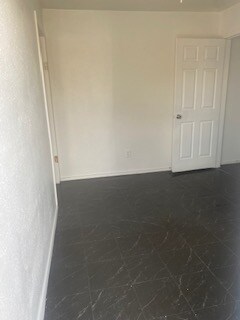 Foto del edificio - 1339 W Ridgewood Ct