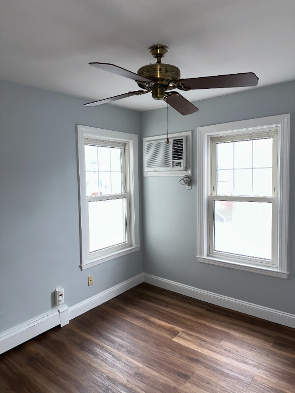 Photo - 633 Moody St Townhome