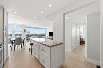 Building Photo - 531 N Ocean Blvd