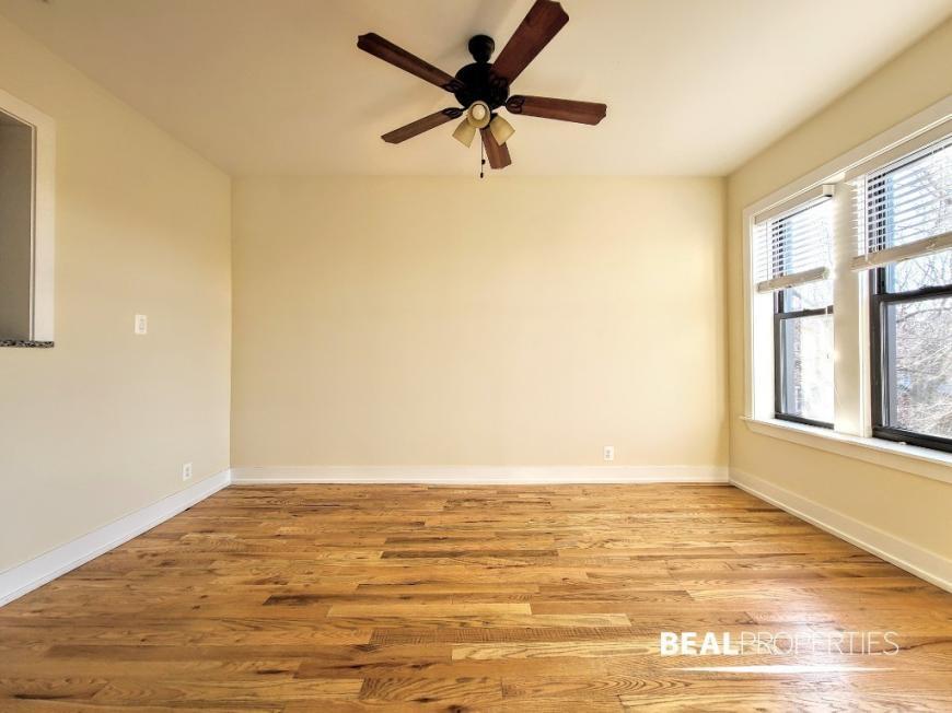 Primary Photo - 2 bedroom in CHICAGO IL 60657