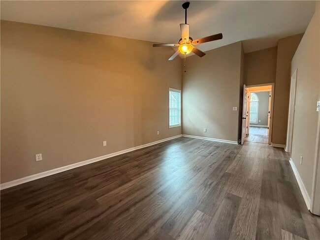 Building Photo - 3490 Ennfield Ln