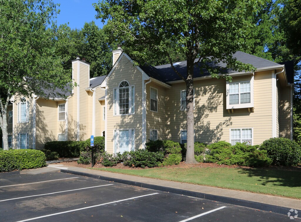 Apartments under 1,000 in Alpharetta GA