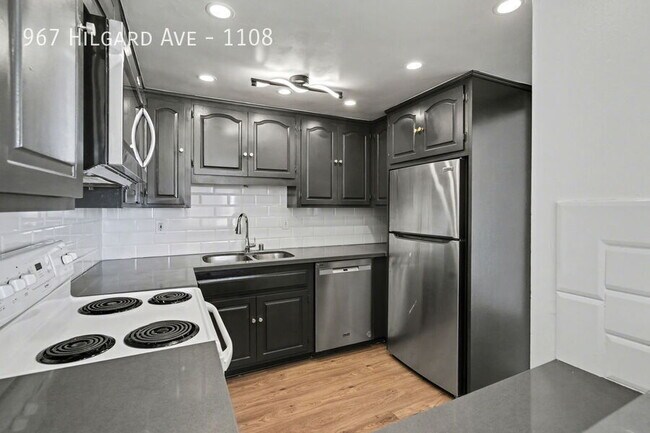 Foto del edificio - 967 Hilgard Ave