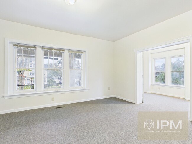 Foto del edificio - 595 Madison Ave