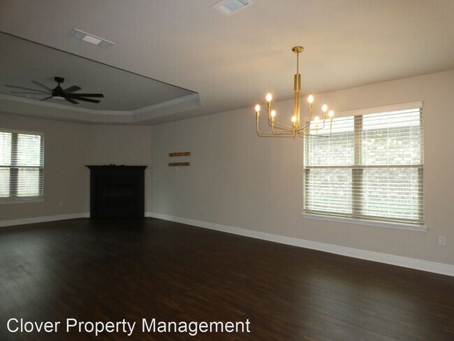 Building Photo - 4 br, 3 bath House - 5356 Parkside Dr.