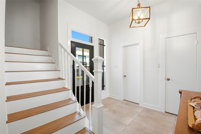 Building Photo - 9407 Denbury Way