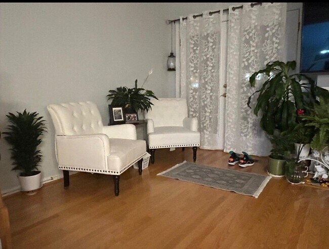 Foto del edificio - 1 Morning Breeze Ct