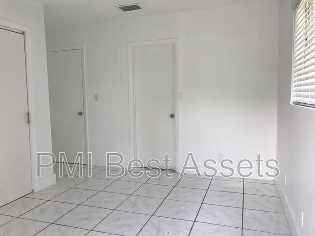 Foto del edificio - 141 NW 4th Ave