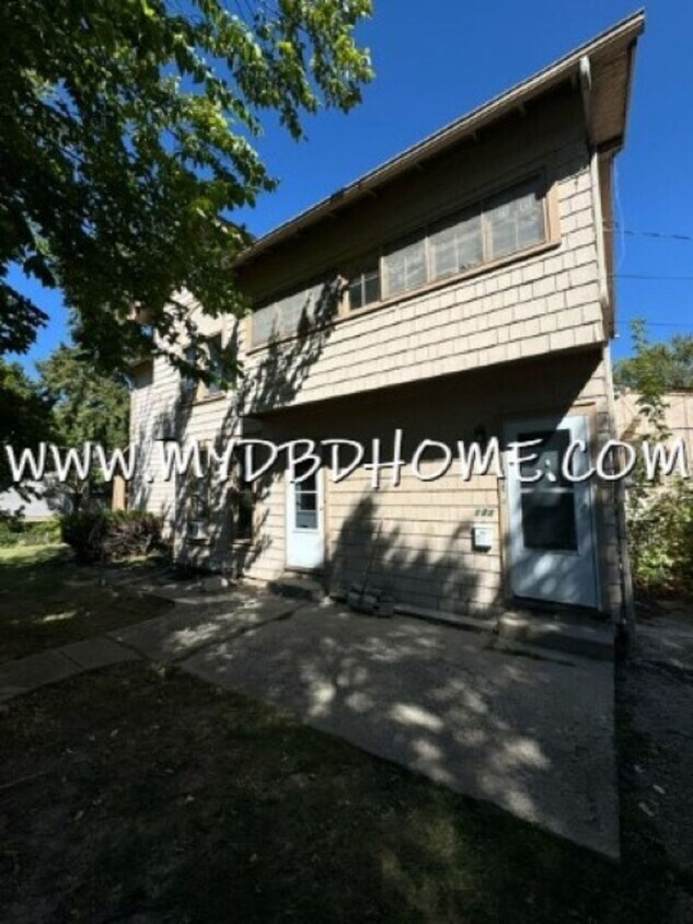 Primary Photo - 2329 S Harrison St