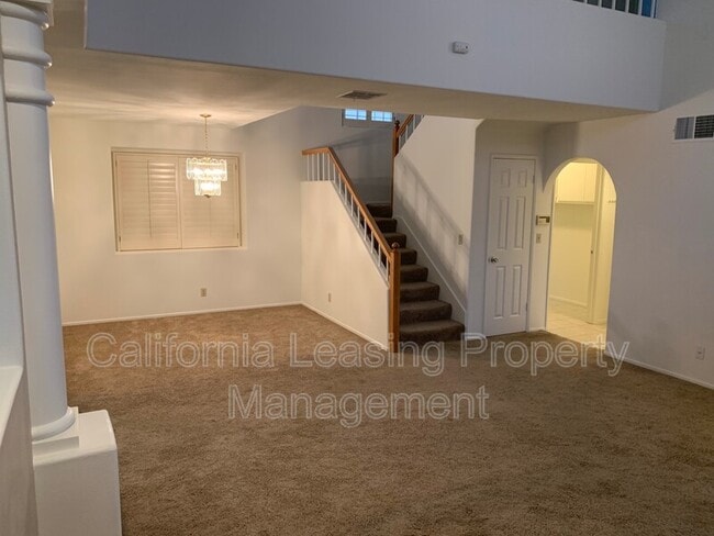 Building Photo - 25821 Blake Ct