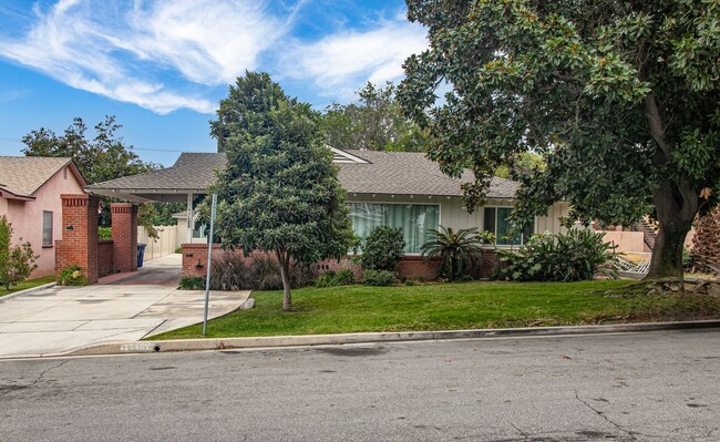 Foto del edificio - 11167 Richmont Rd