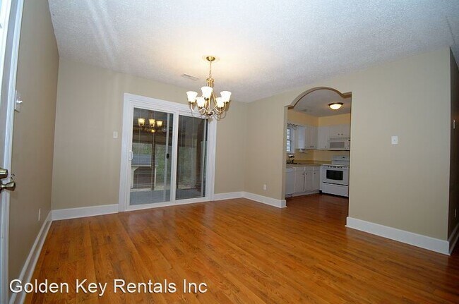Building Photo - 3 br, 2 bath House - 107 Sparrow