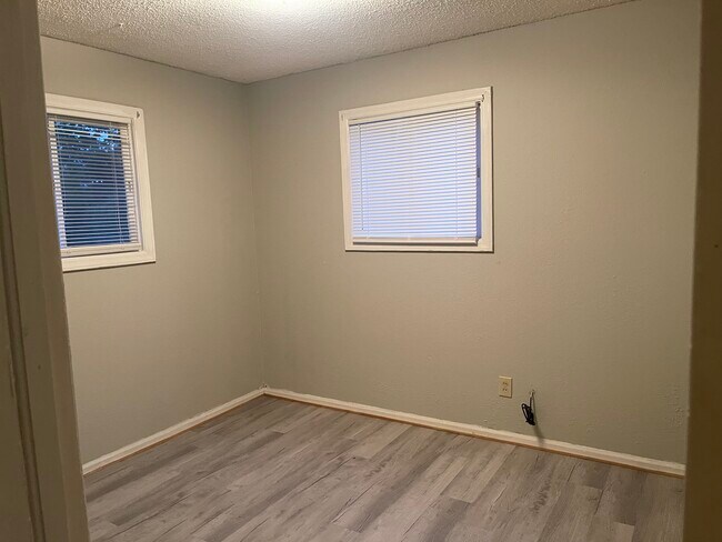 Foto del edificio - 2819 N 46th St