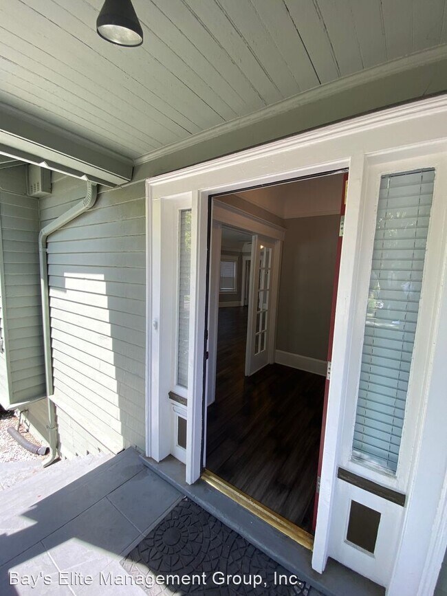 Building Photo - 2 br, 1 bath House - 840 Aileen street