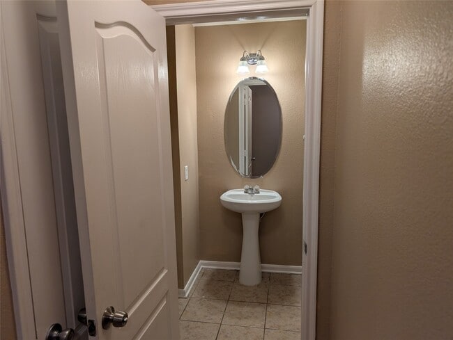 Foto del edificio - 18920 Sunrise Rnch Ct