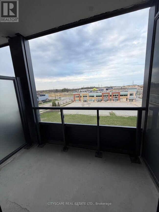 Photo du bâtiment - 4787 Powers Cmn