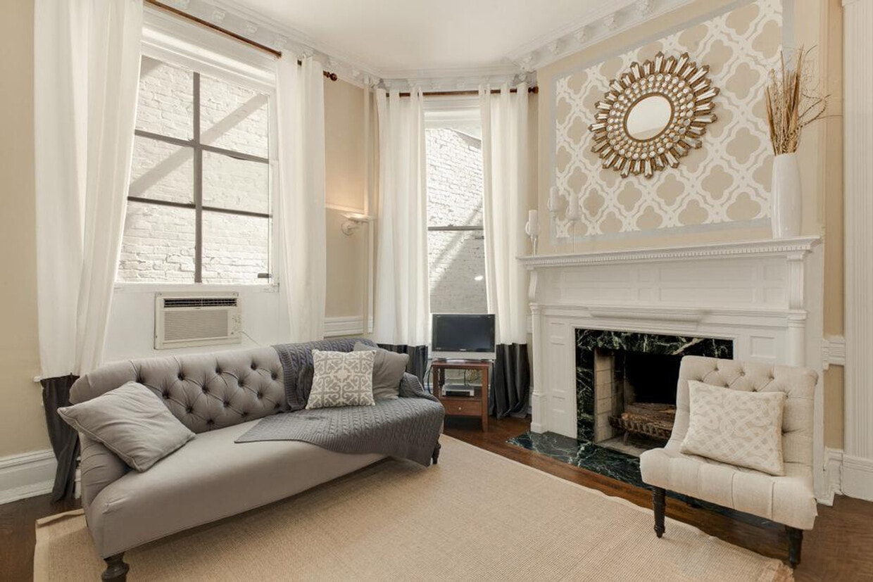 Foto principal - 1821 19th St NW