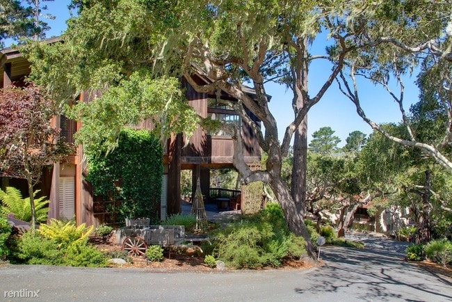 Building Photo - 3113 Hermitage Rd