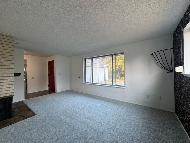 Foto del edificio - Lake Day Ready- 3 bedroom Rambler!