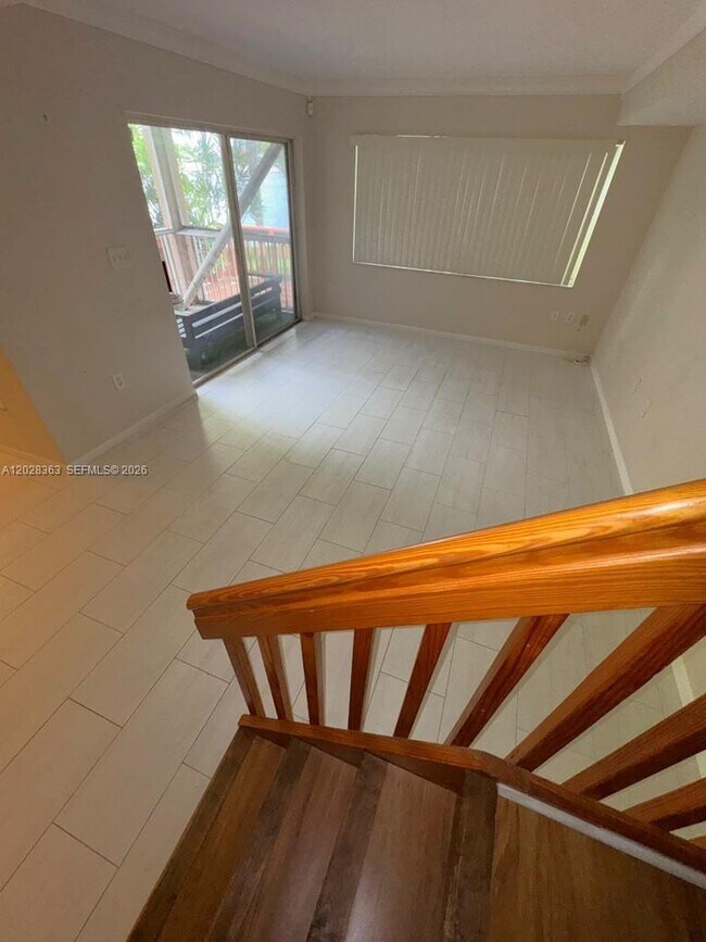 Foto del edificio - 3263 NW 44th St