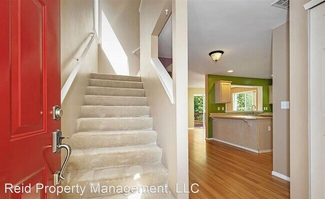 Foto del edificio - 3 br, 2.5 bath House - 1034 NW Poppy Ct