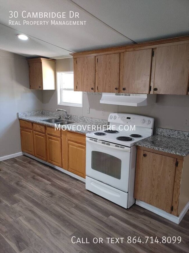 Photo - 30 Cambridge Dr House