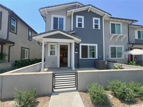 Building Photo - 4231 E Sage Paseo
