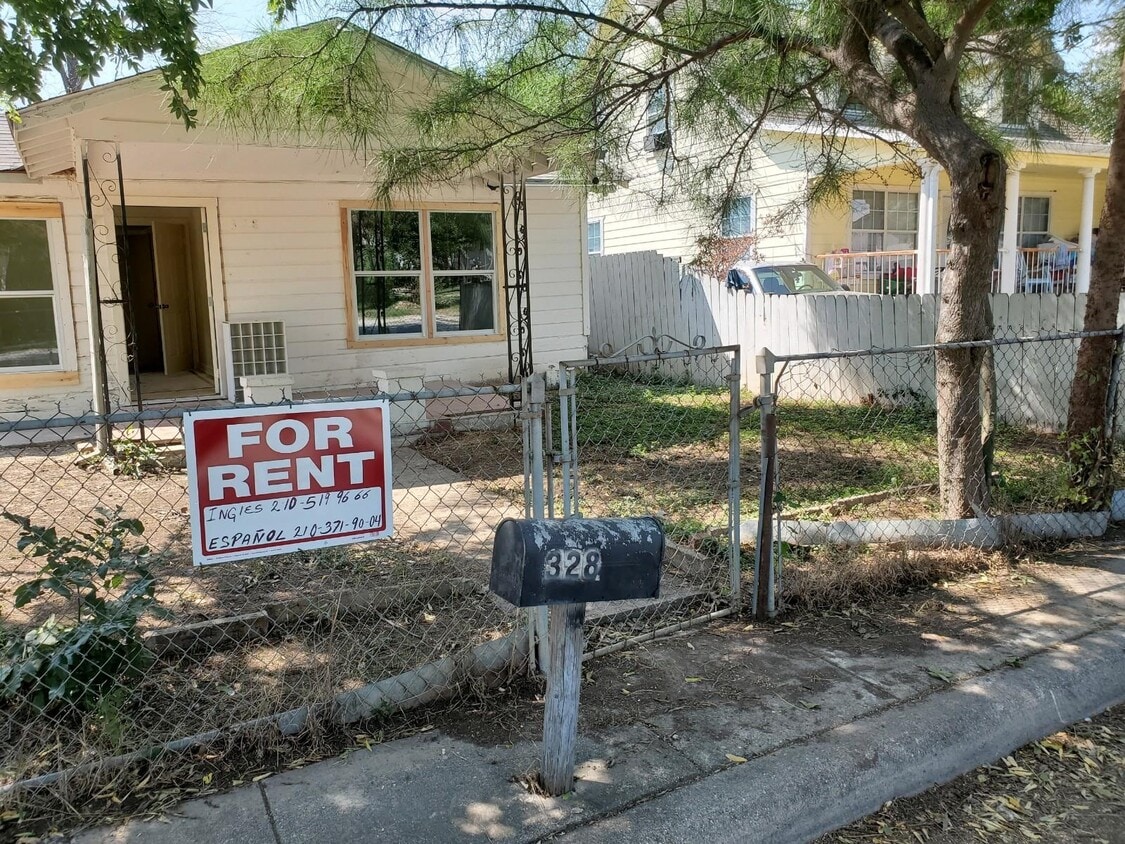 Building Photo - 328 Elks Dr