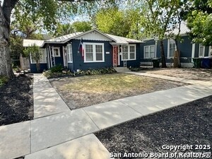 Foto del edificio - 118 Callaghan Ave