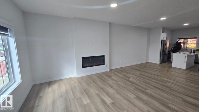 Building Photo - 336 Munn Way