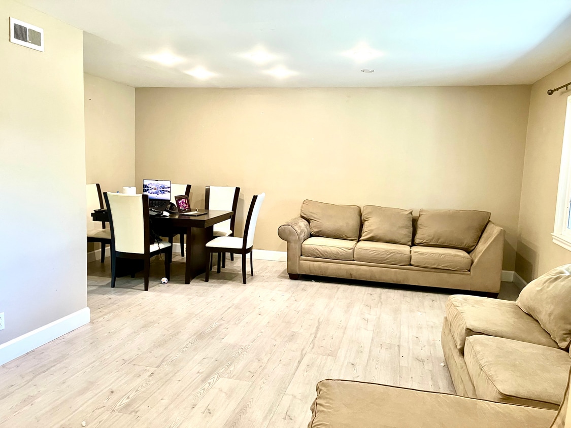 Foto del edificio - 25385 Calaroga Ave