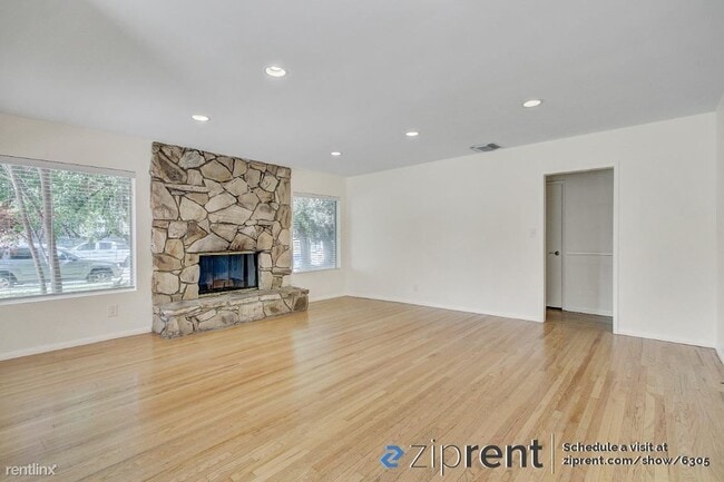 Building Photo - 4 br, 2 bath House - 16756 Addison Street,...