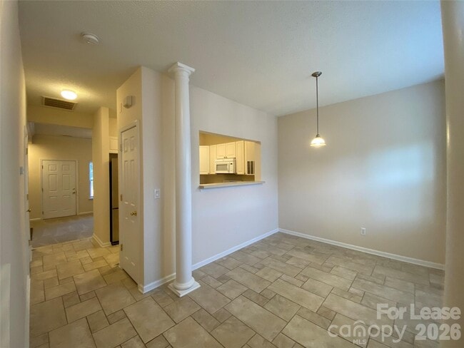Building Photo - 11448 Savannah Creek Dr