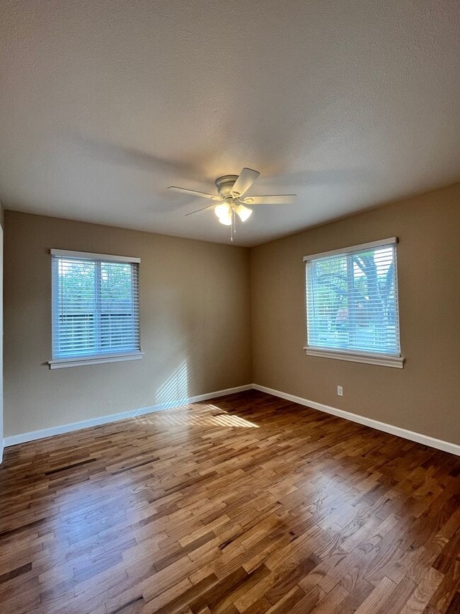 Building Photo - 1481 San Juan Ave