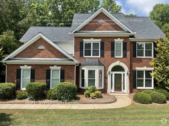 Building Photo - 2115 Washington Dr