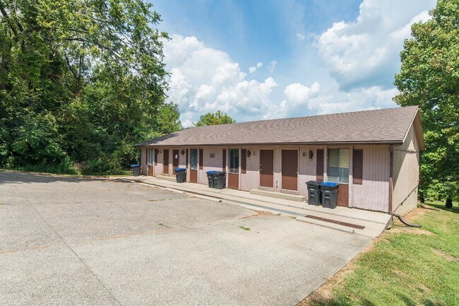 Building Photo - 141 Centennial Dr