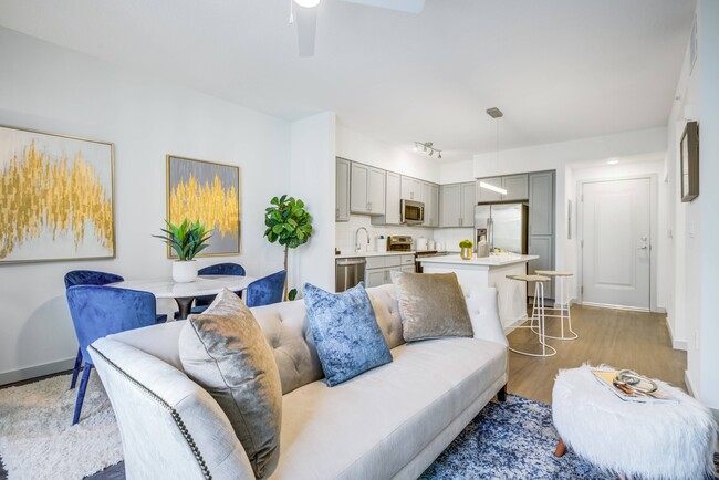 Apartment Living Room - The Point at Palm Beach Gardens