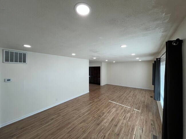 Foto del edificio - 808 SW 30th St