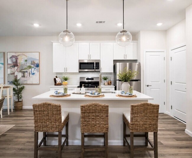 Foto del edificio - Whisper Creek Village