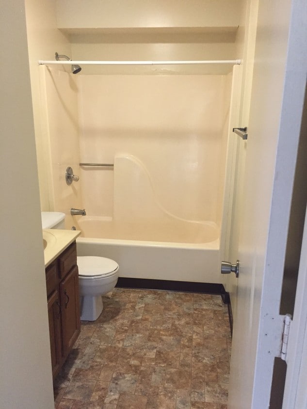 454 Hidden Valley Rd, Paintsville, KY 41240 Apartments in Paintsville