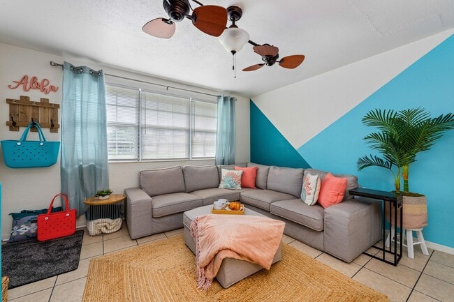 Foto del edificio - 6 Palmetto Dr