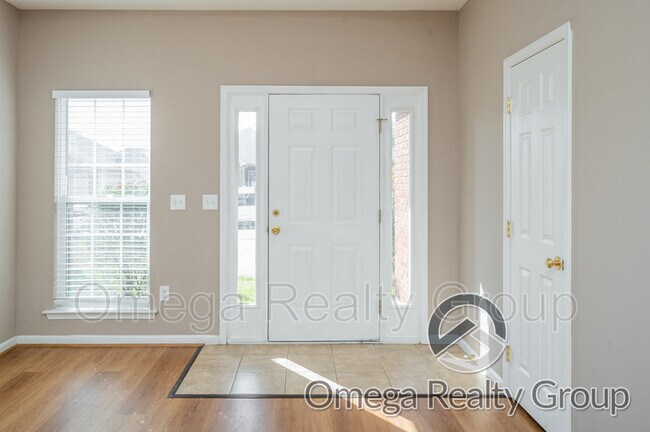 Building Photo - 9717 Full Moon Cir