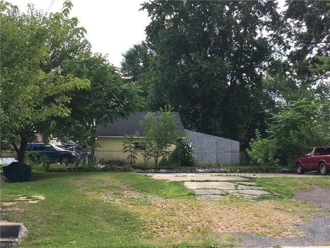  - 601 Mason St