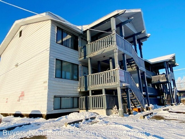Building Photo - 1009 W 30th Ave