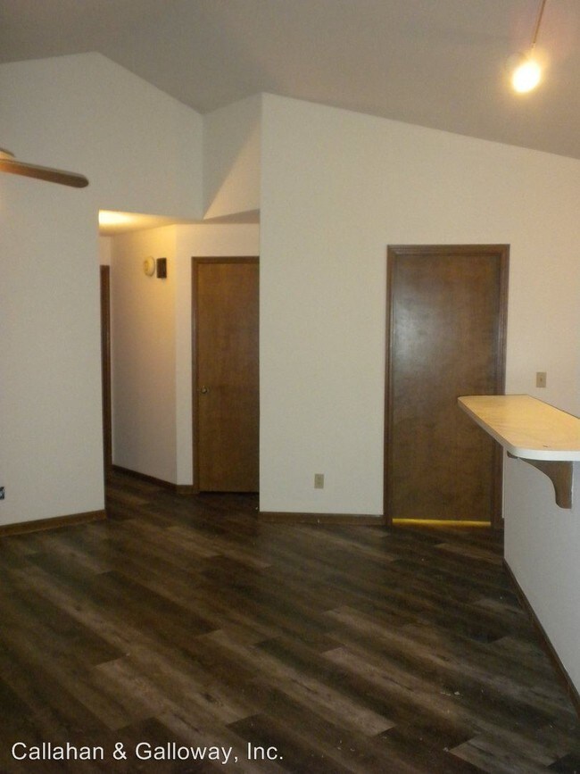 Building Photo - 2 br, 2 bath Apartment - 808 Park DeVille Pl.