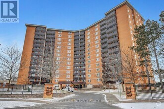 Building Photo - 2000-2000 Jasmine Crescent