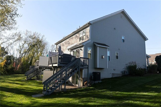 Building Photo - 40 Streamview Dr